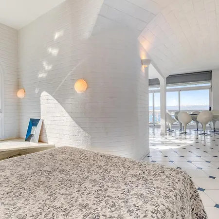 Lou - Immo Barneda Holiday home *